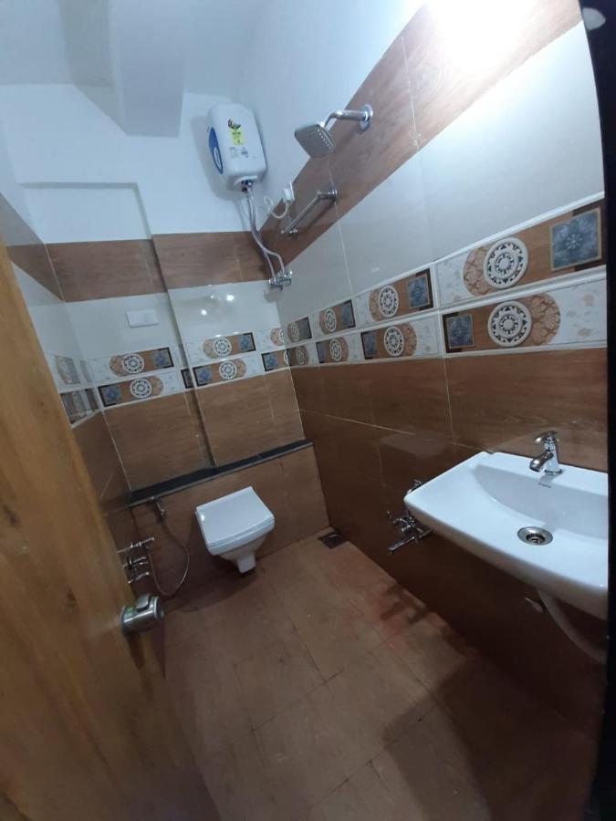 Hotel New Empire Ahmadábád Kültér fotó